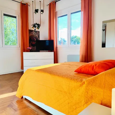 Διαμέρισμα Chiarano Typical Venetian 2 King Size Bed